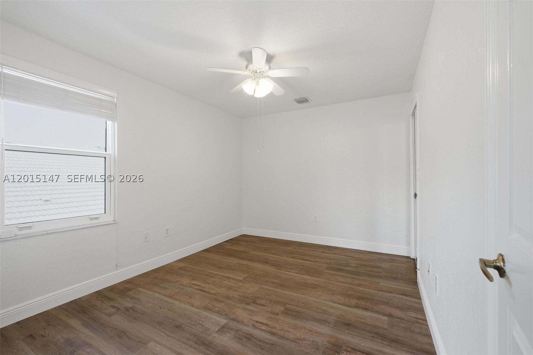 PEMBROKE FALLS - Residential