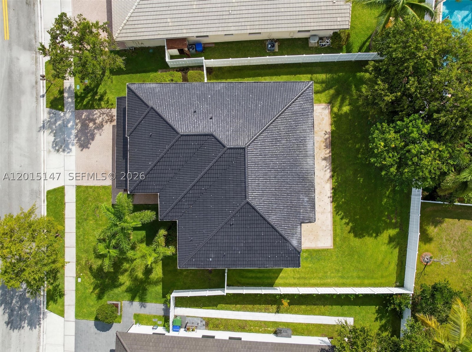 PEMBROKE FALLS - Residential