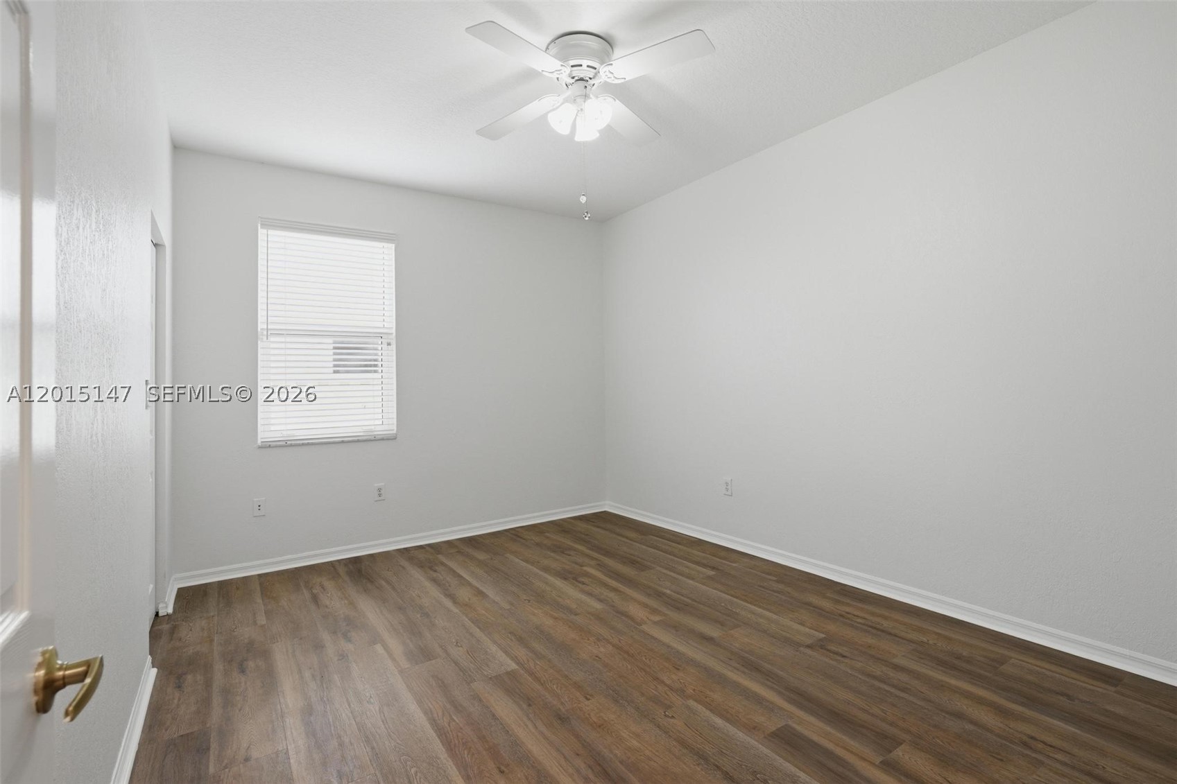 PEMBROKE FALLS - Residential
