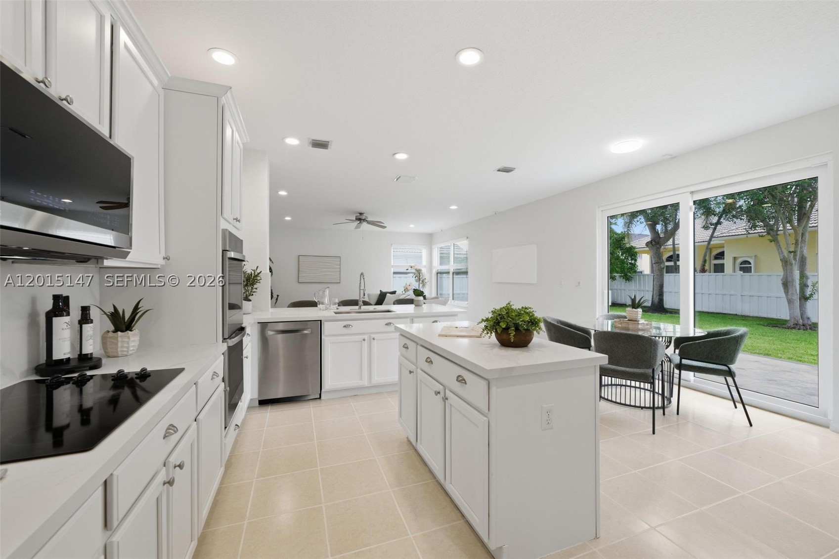 PEMBROKE FALLS - Residential