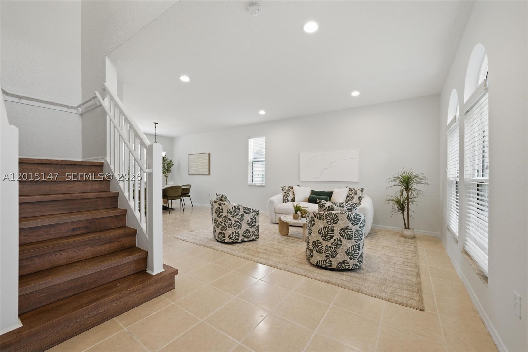 PEMBROKE FALLS - Residential