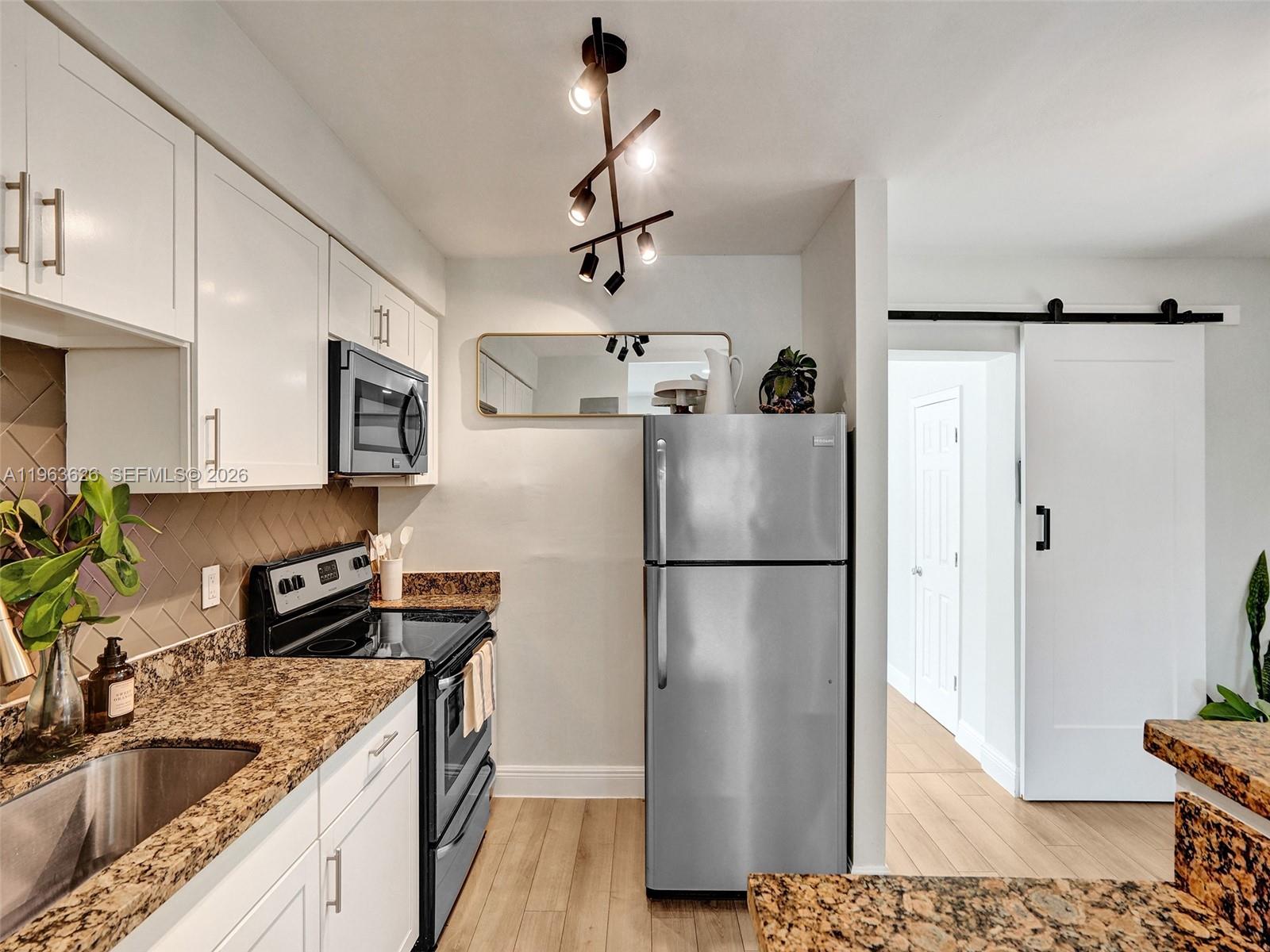 ALLENWOOD - Residential Lease