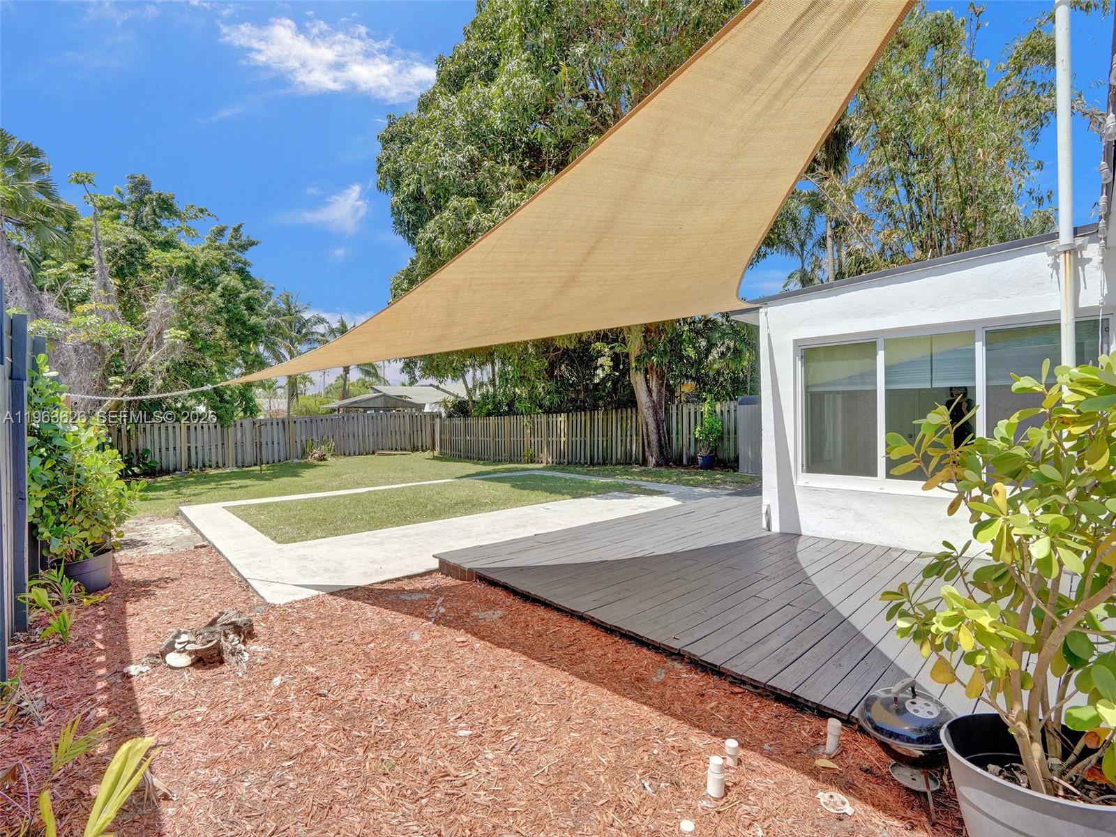 ALLENWOOD - Residential Lease