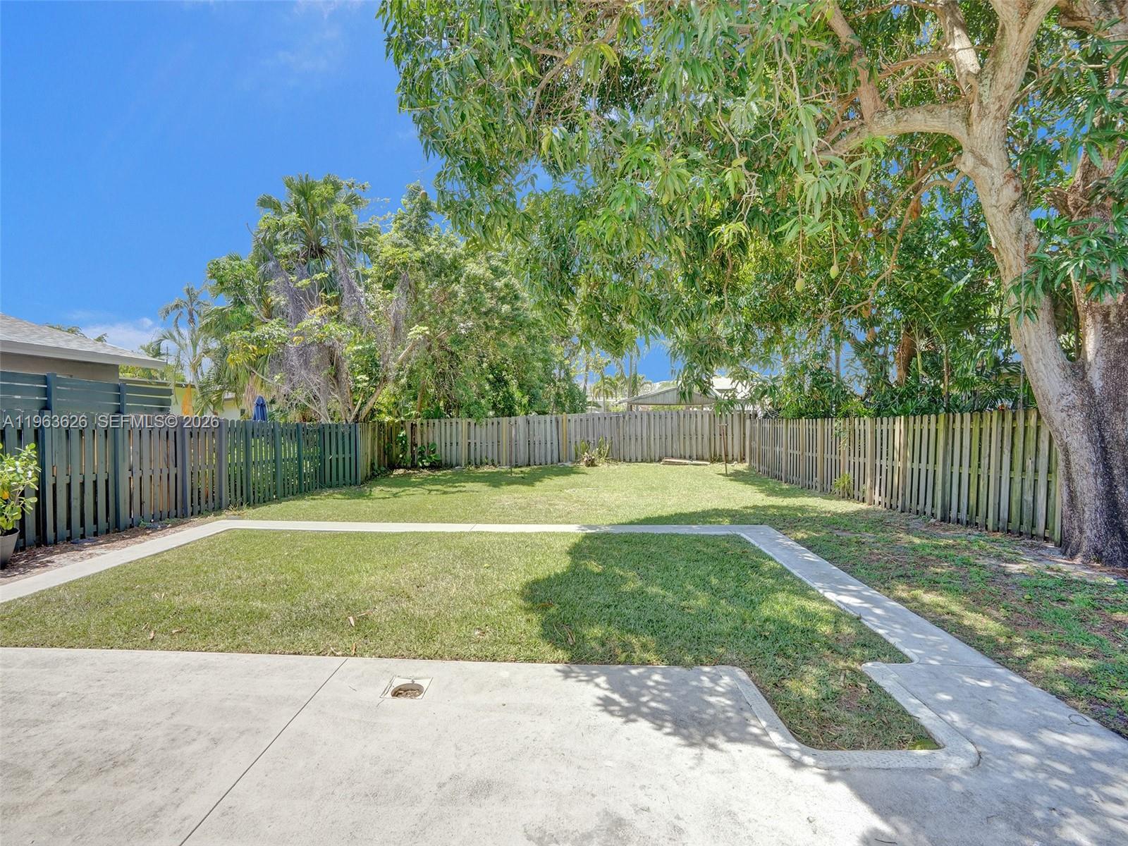 ALLENWOOD - Residential Lease