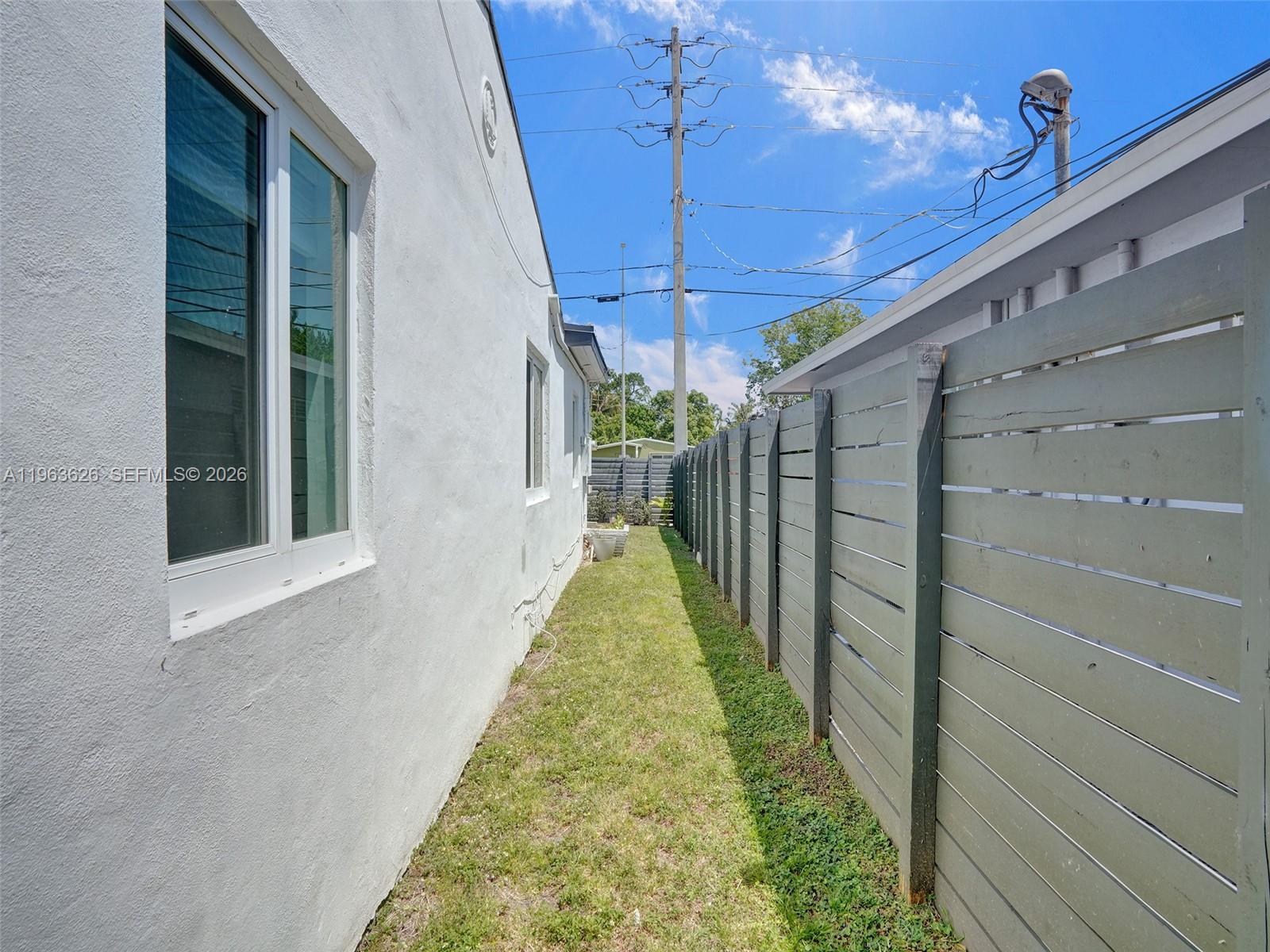 ALLENWOOD - Residential Lease