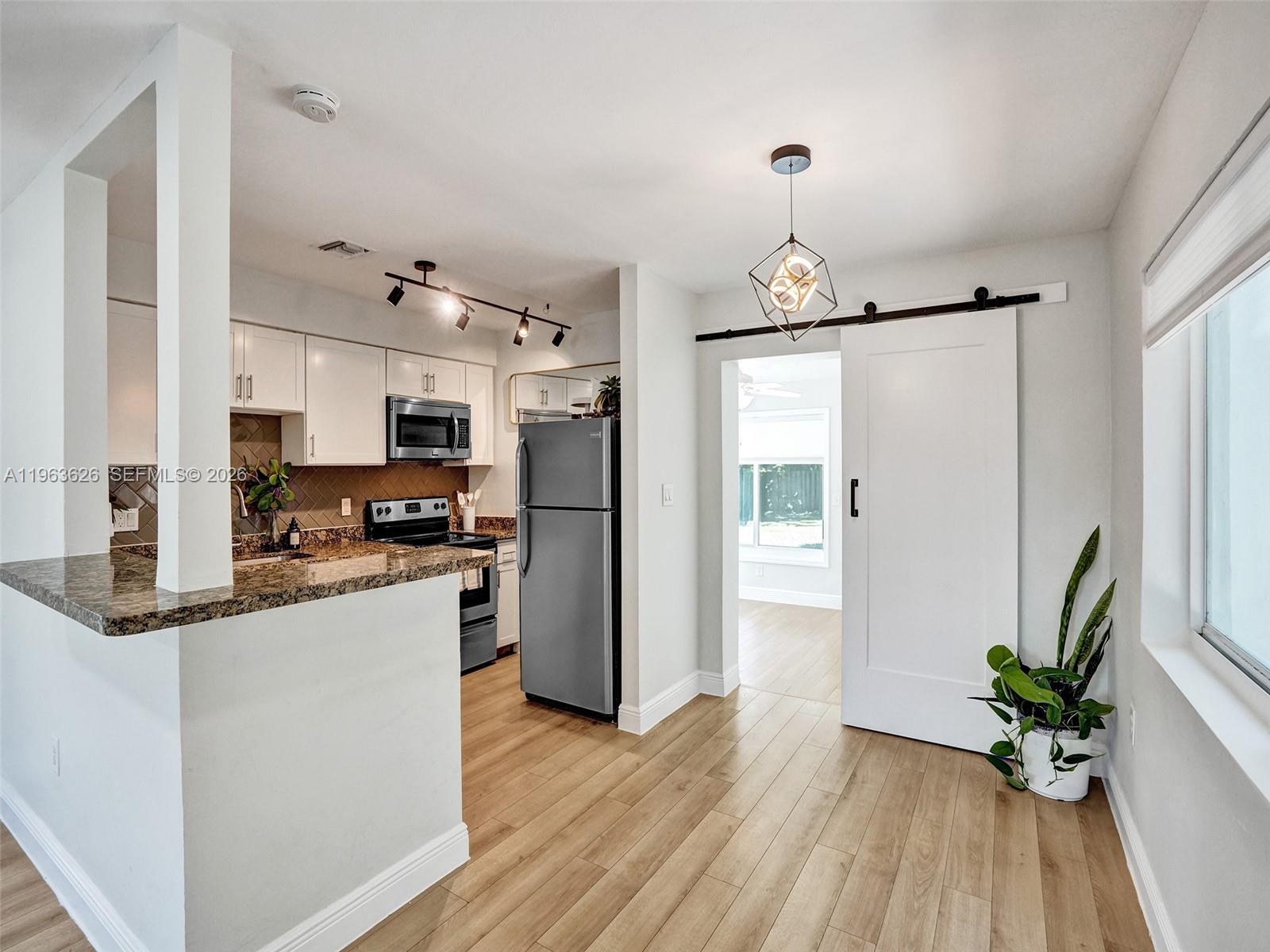 ALLENWOOD - Residential Lease