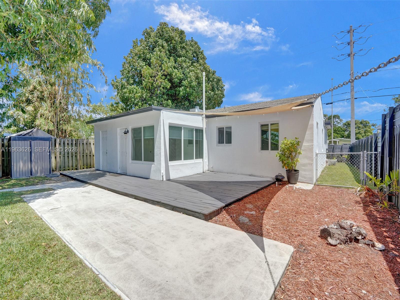 ALLENWOOD - Residential Lease