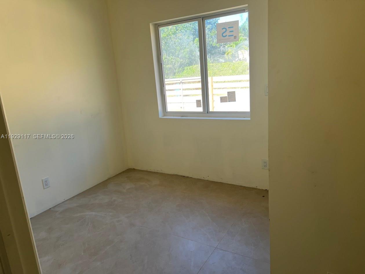 PINEWOOD PARK - Residential Income
