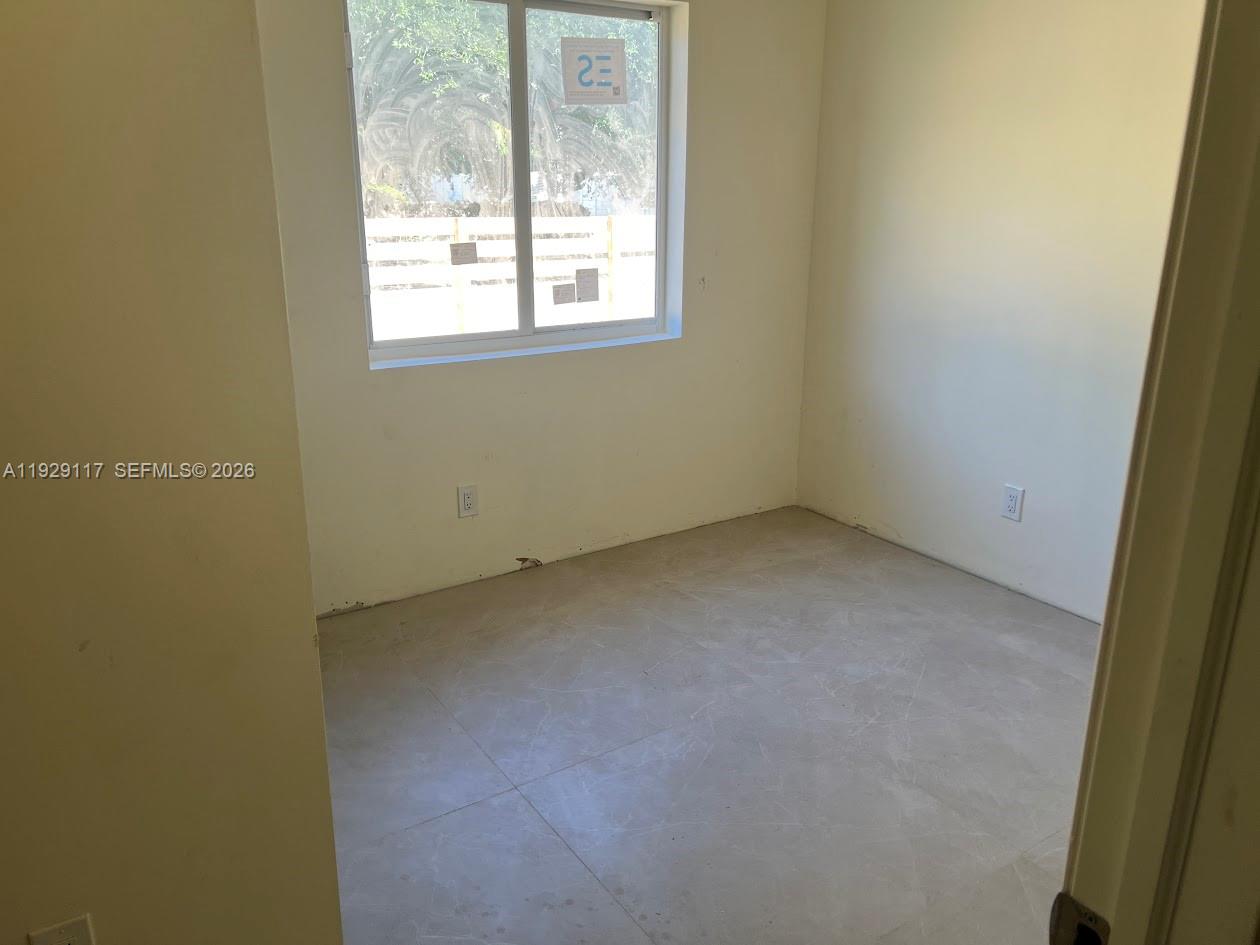 PINEWOOD PARK - Residential Income