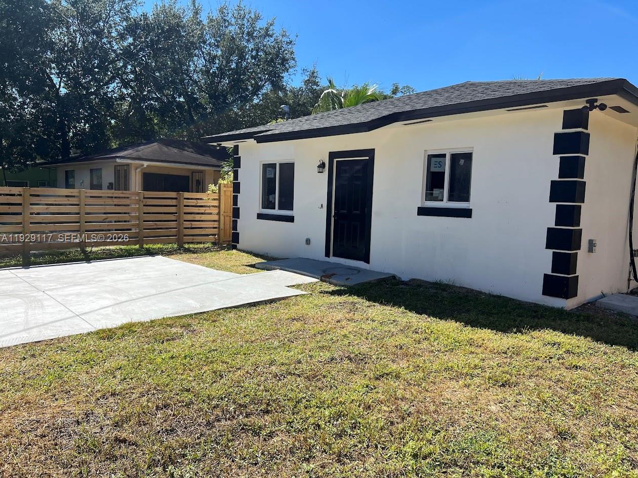 PINEWOOD PARK - Residential Income