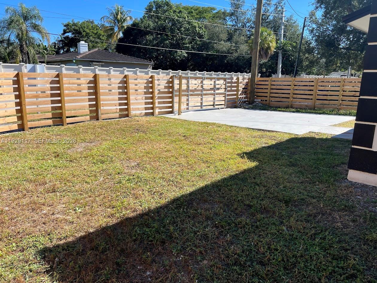 PINEWOOD PARK - Residential Income