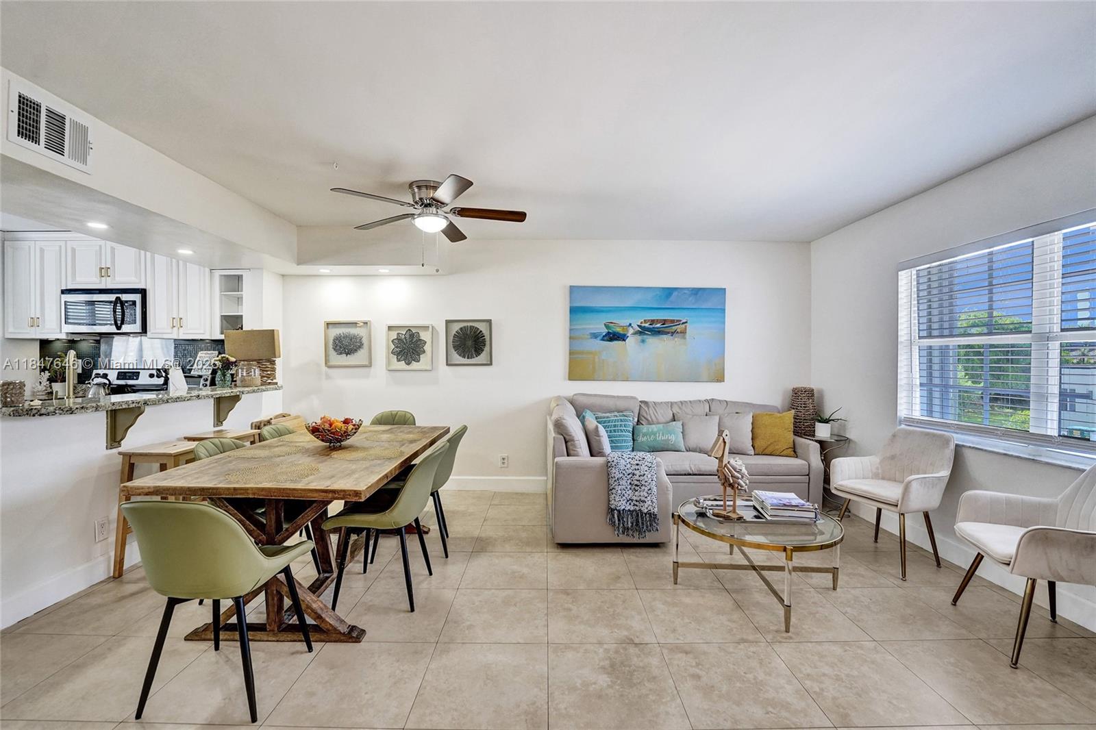HOLLYWOOD BEACH - Residential