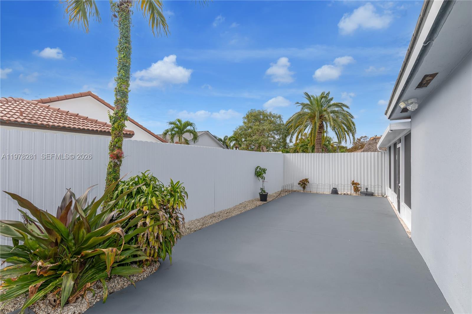 MARALEX HOMES - Residential
