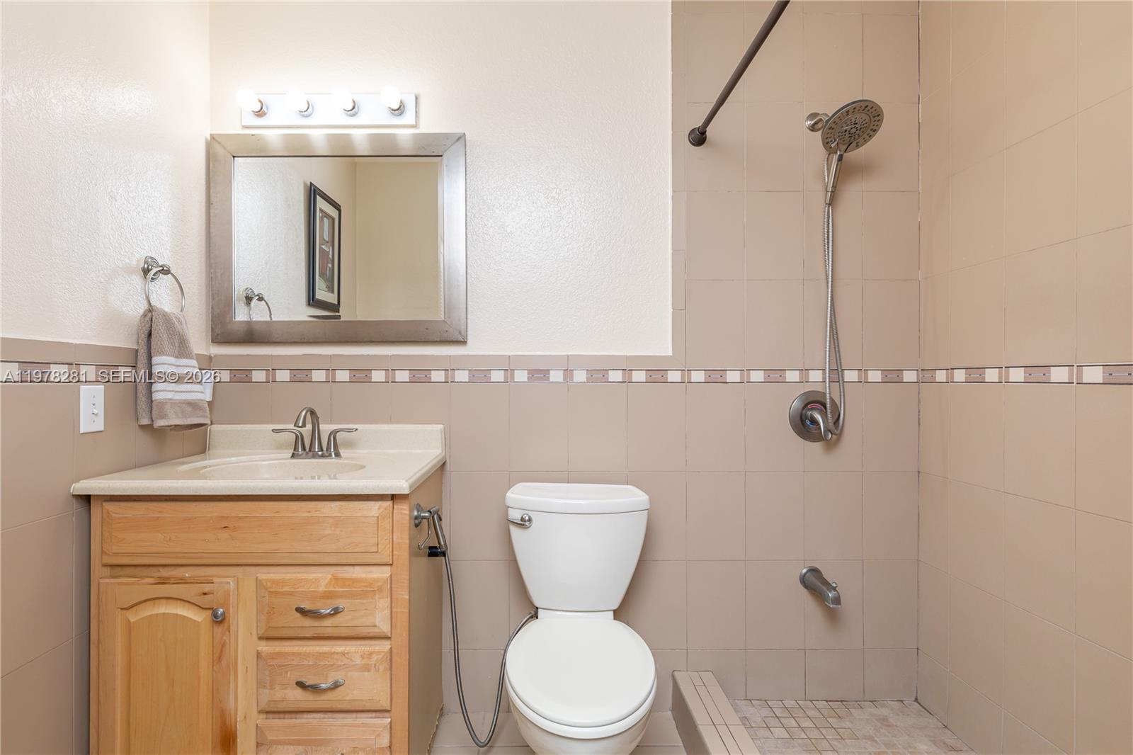 MARALEX HOMES - Residential
