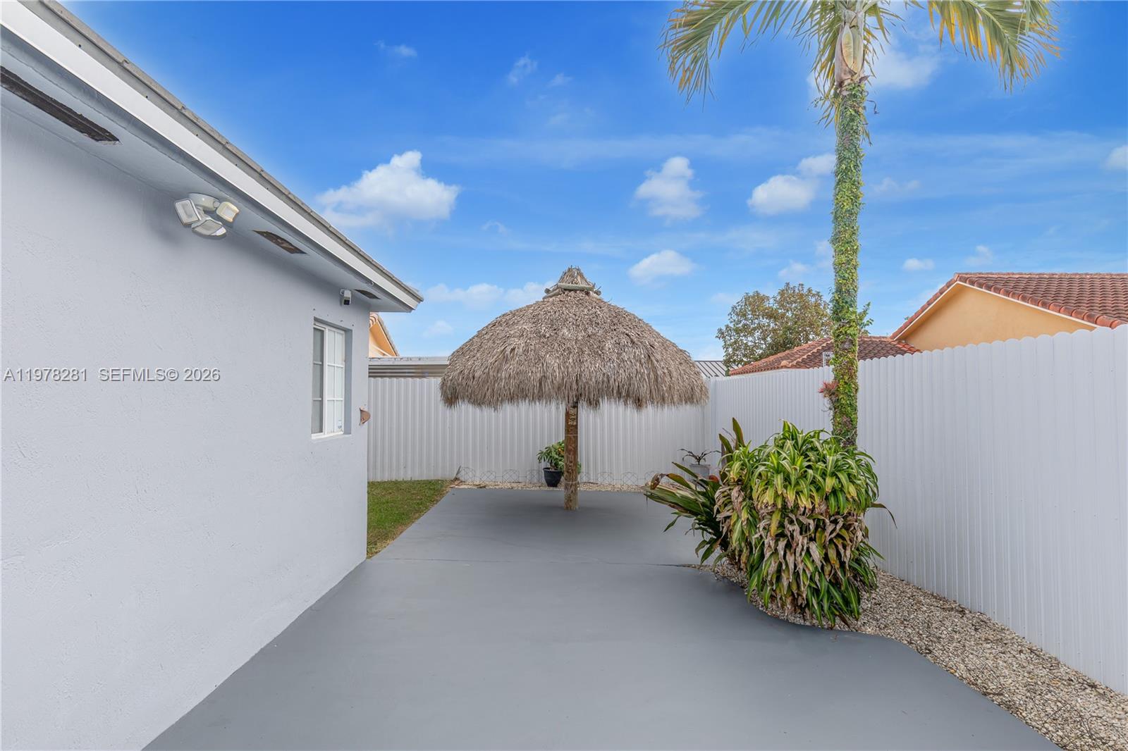 MARALEX HOMES - Residential