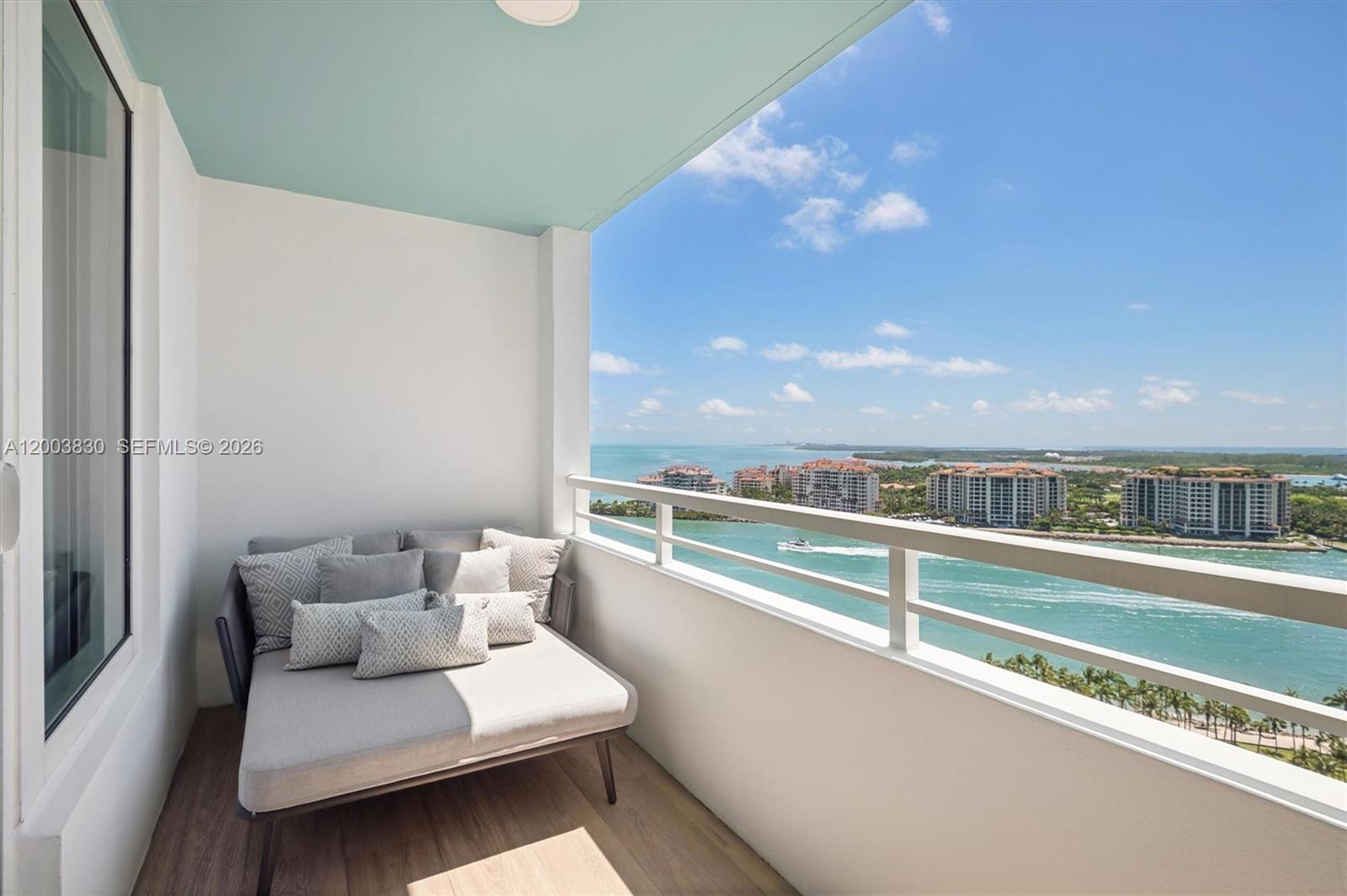 SOUTH POINTE TOWERS CONDO - Residential