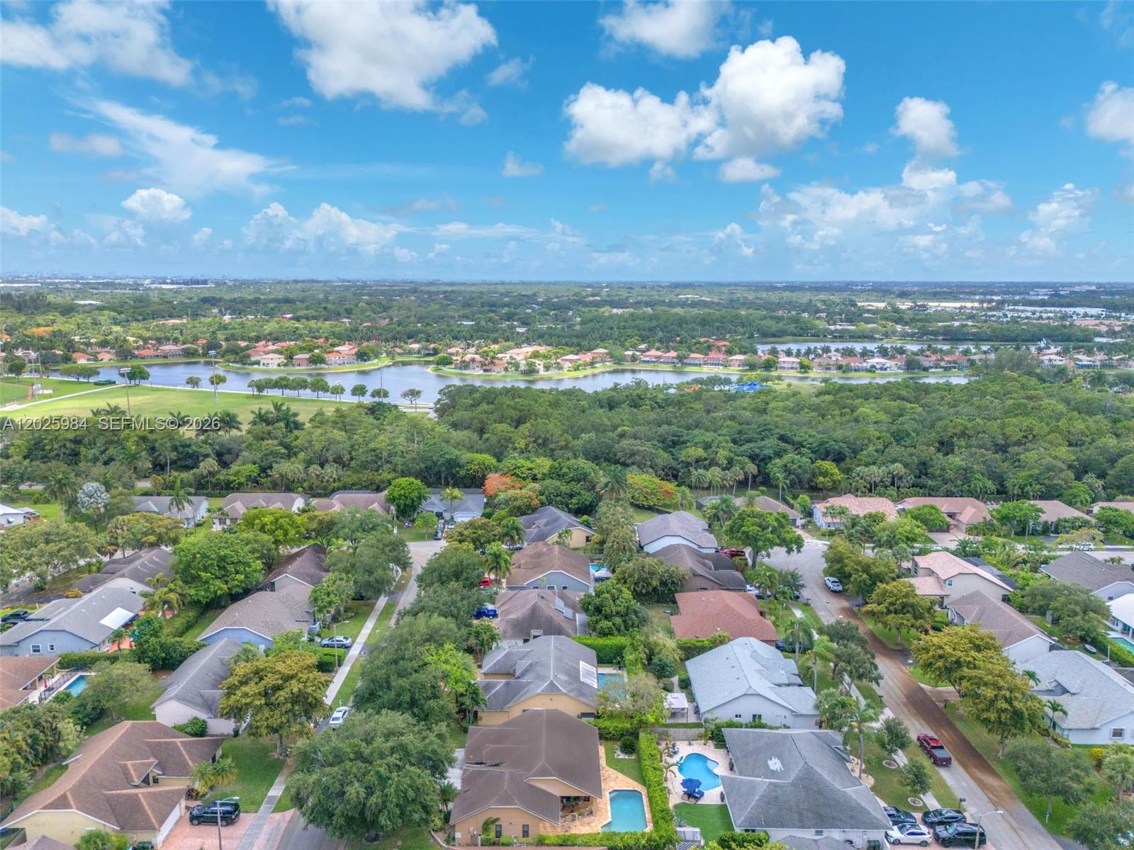 WINSTON PARK - Residential