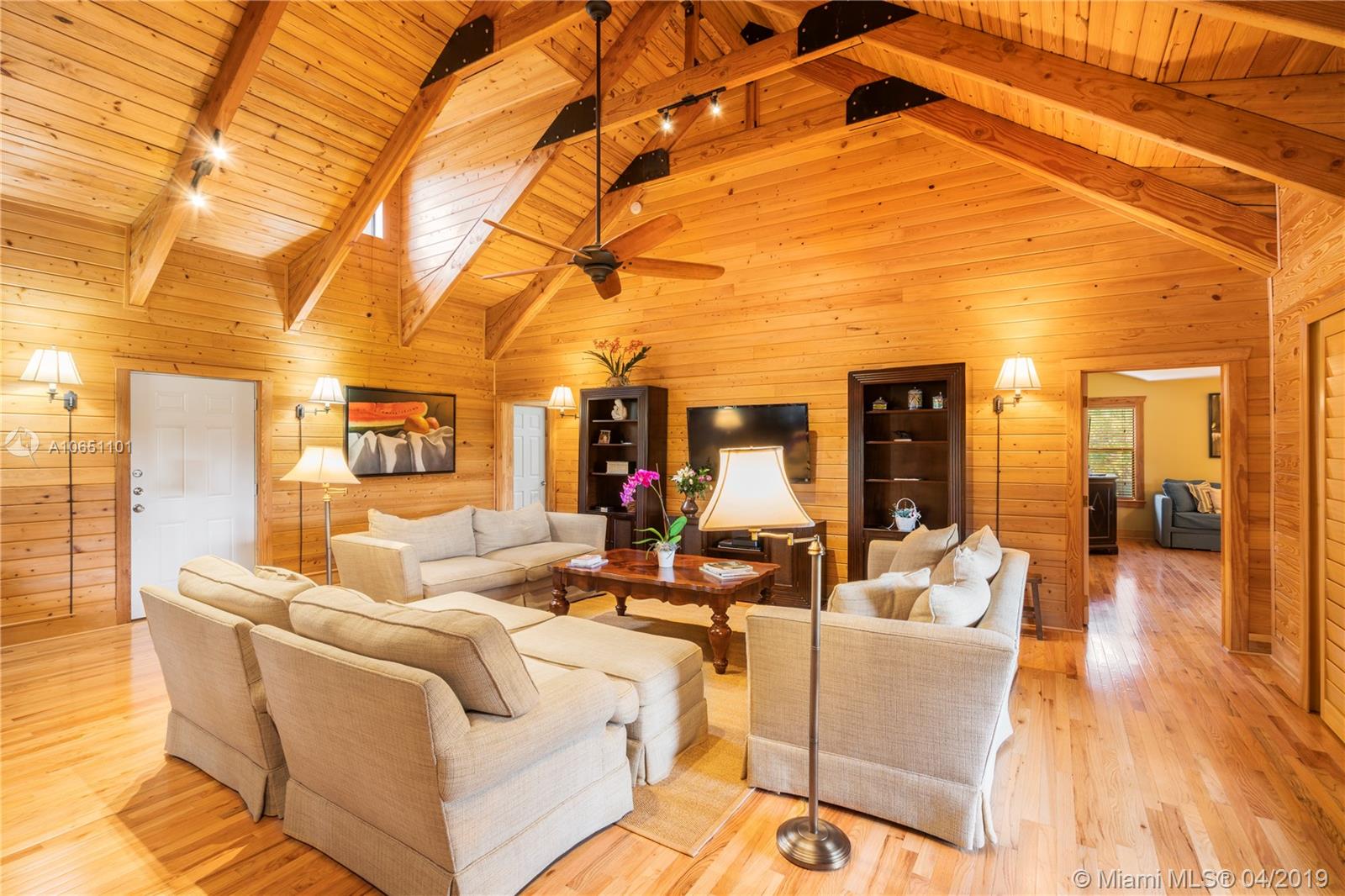 The Redlands - Residential