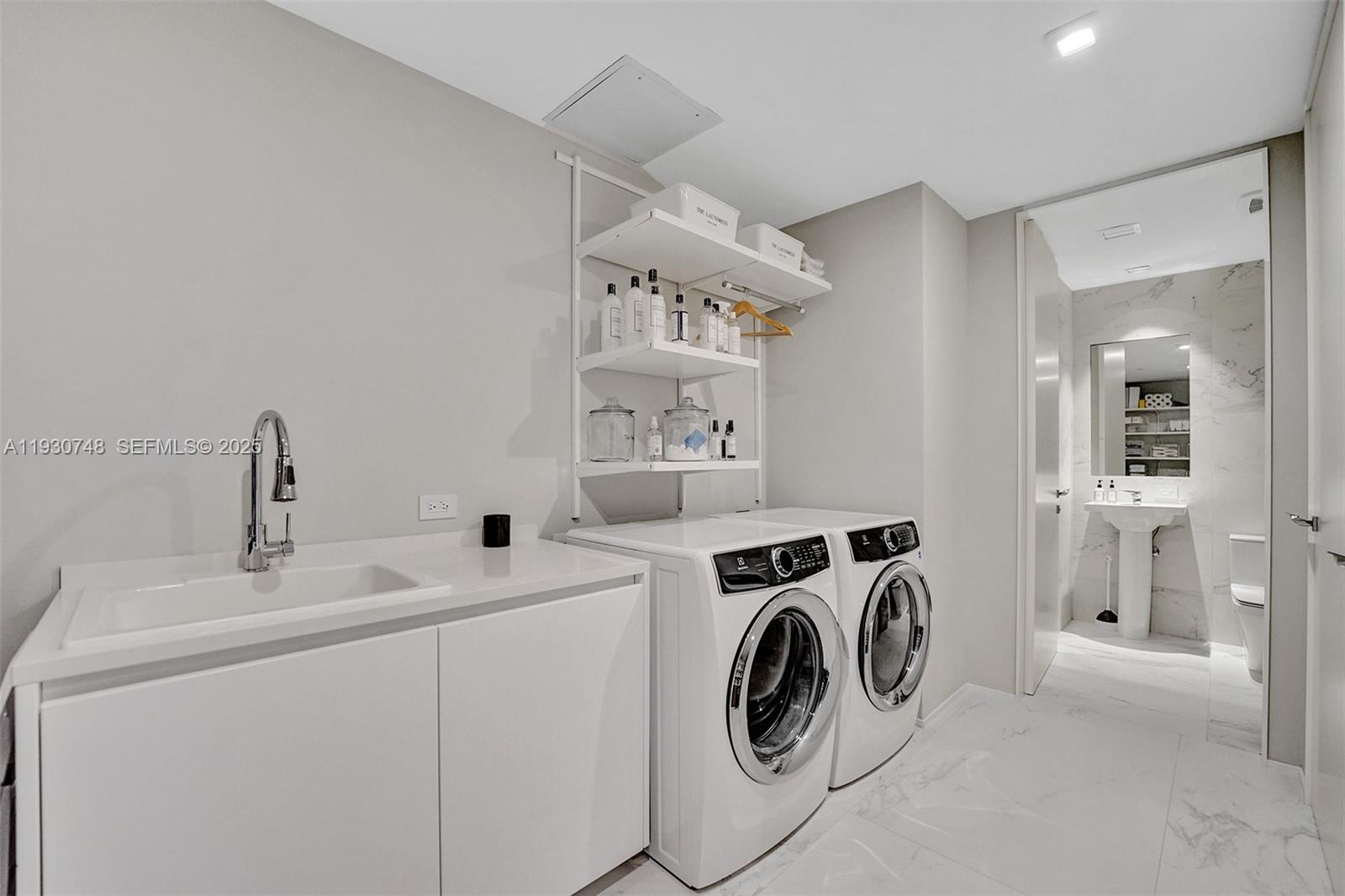 ONE THOUSAND MUSEUM CONDO - Residential