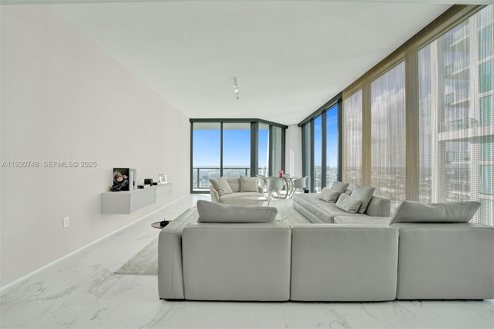 ONE THOUSAND MUSEUM CONDO - Residential