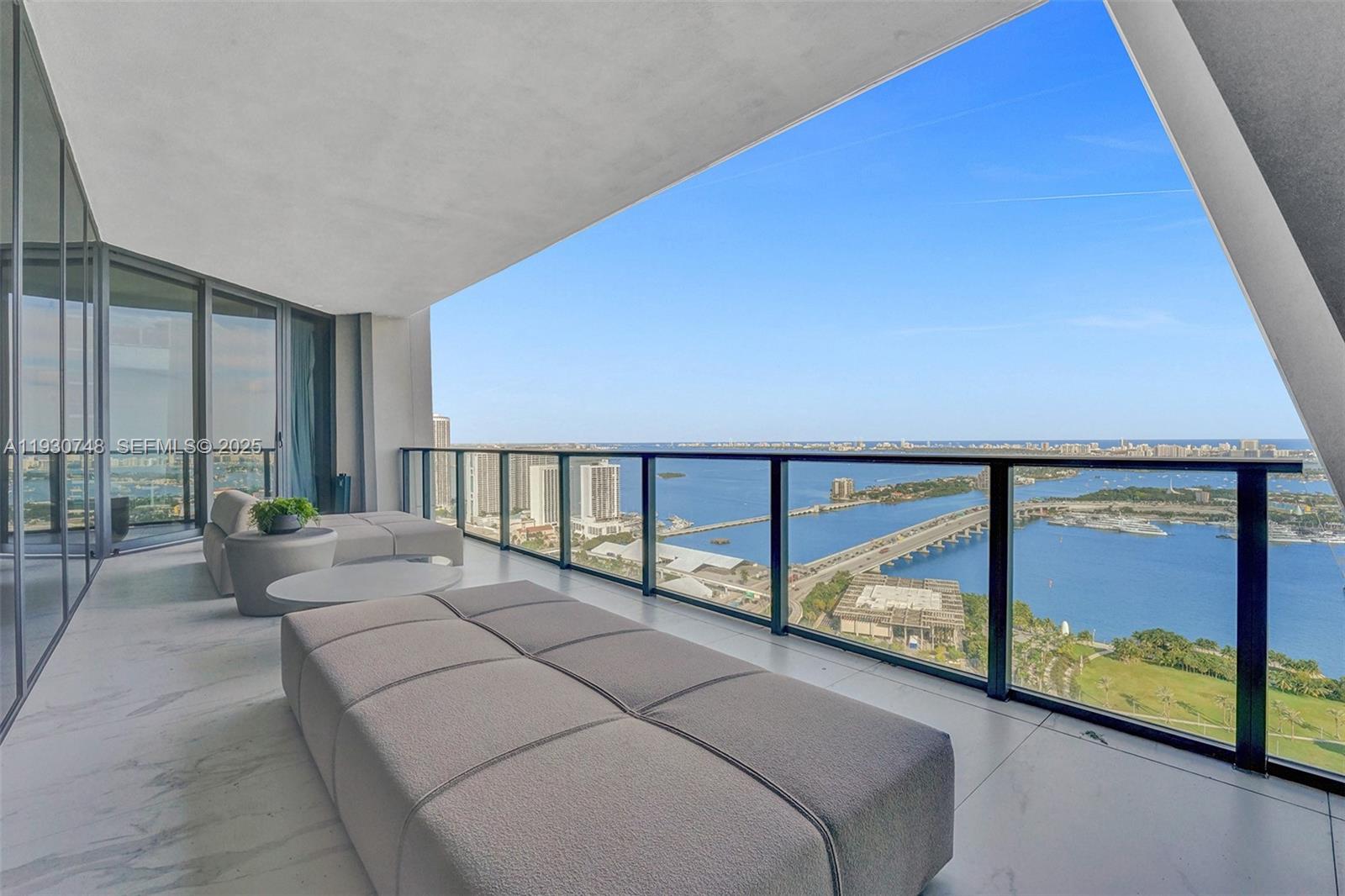 ONE THOUSAND MUSEUM CONDO - Residential