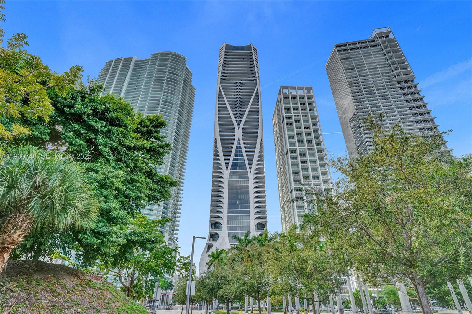 ONE THOUSAND MUSEUM CONDO - Residential