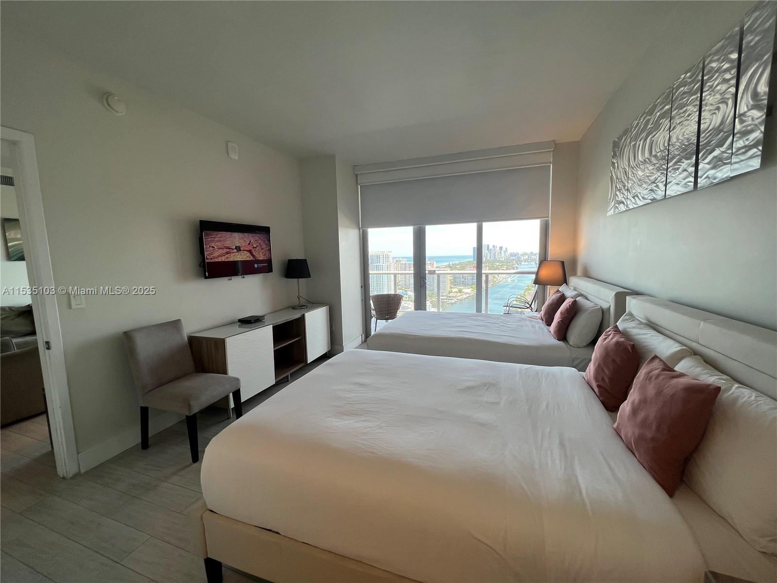 BEACHWALK CONDOMINIUM - Residential