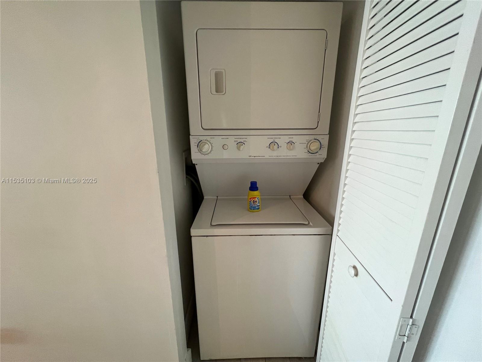 BEACHWALK CONDOMINIUM - Residential