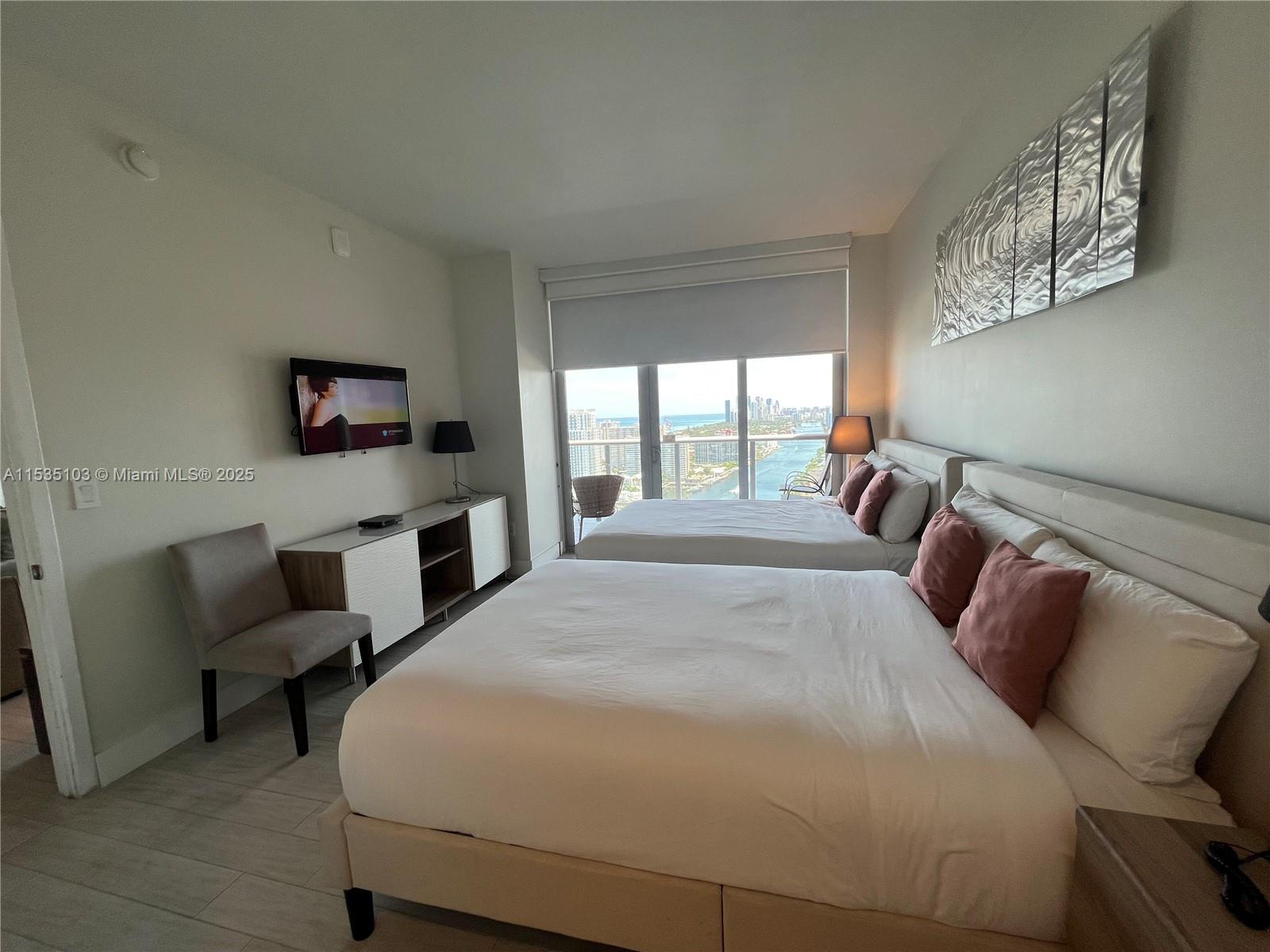 BEACHWALK CONDOMINIUM - Residential