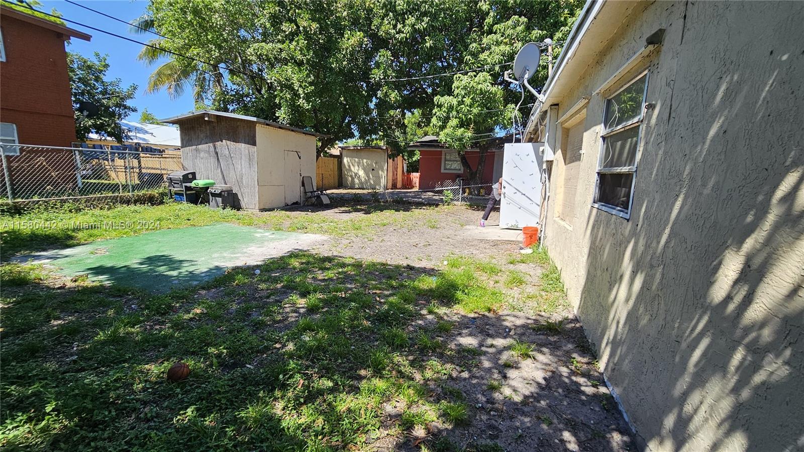 COLLIER CITY - Residential