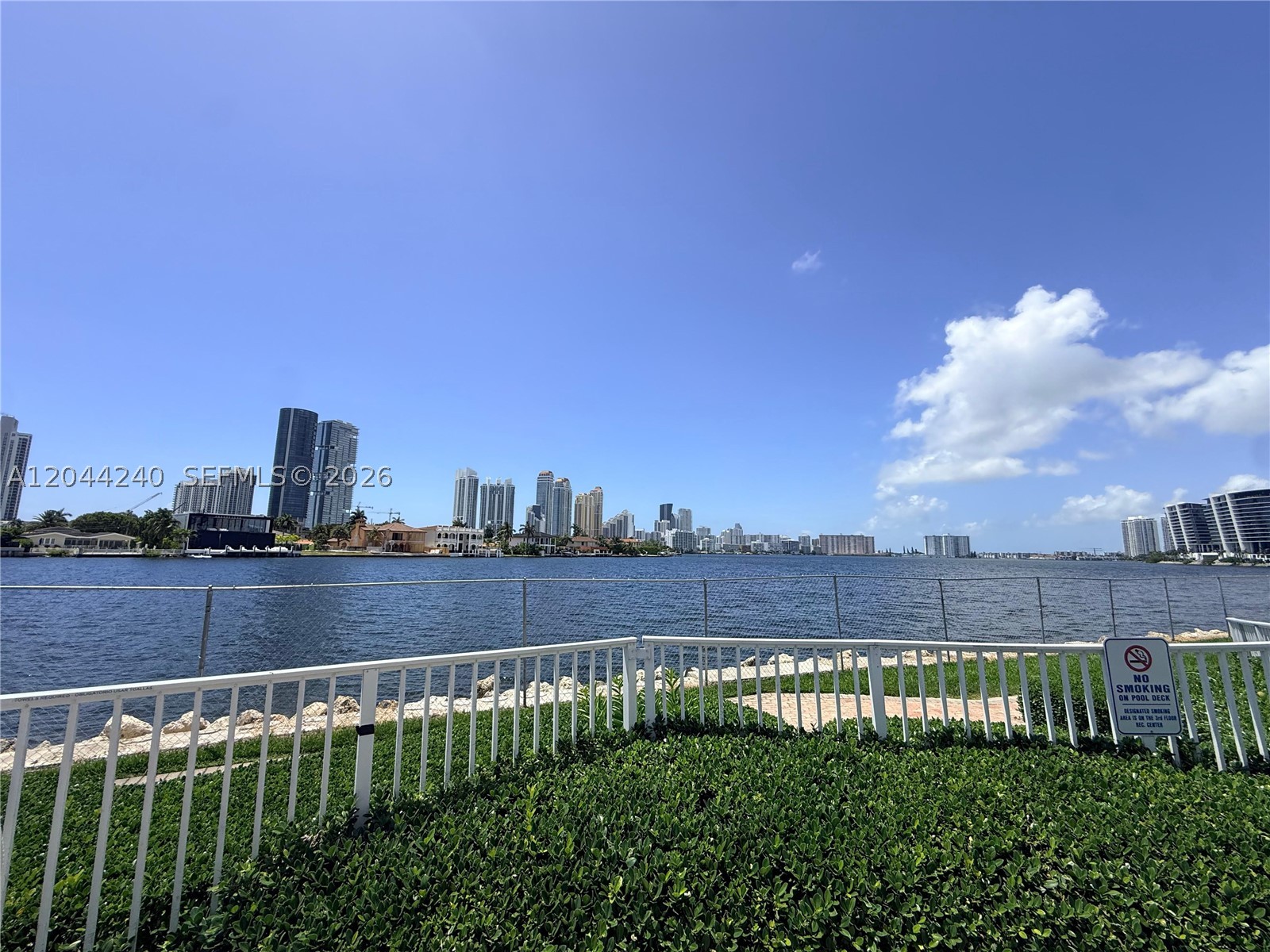MYSTIC POINTE CONDO NO TH - Residential