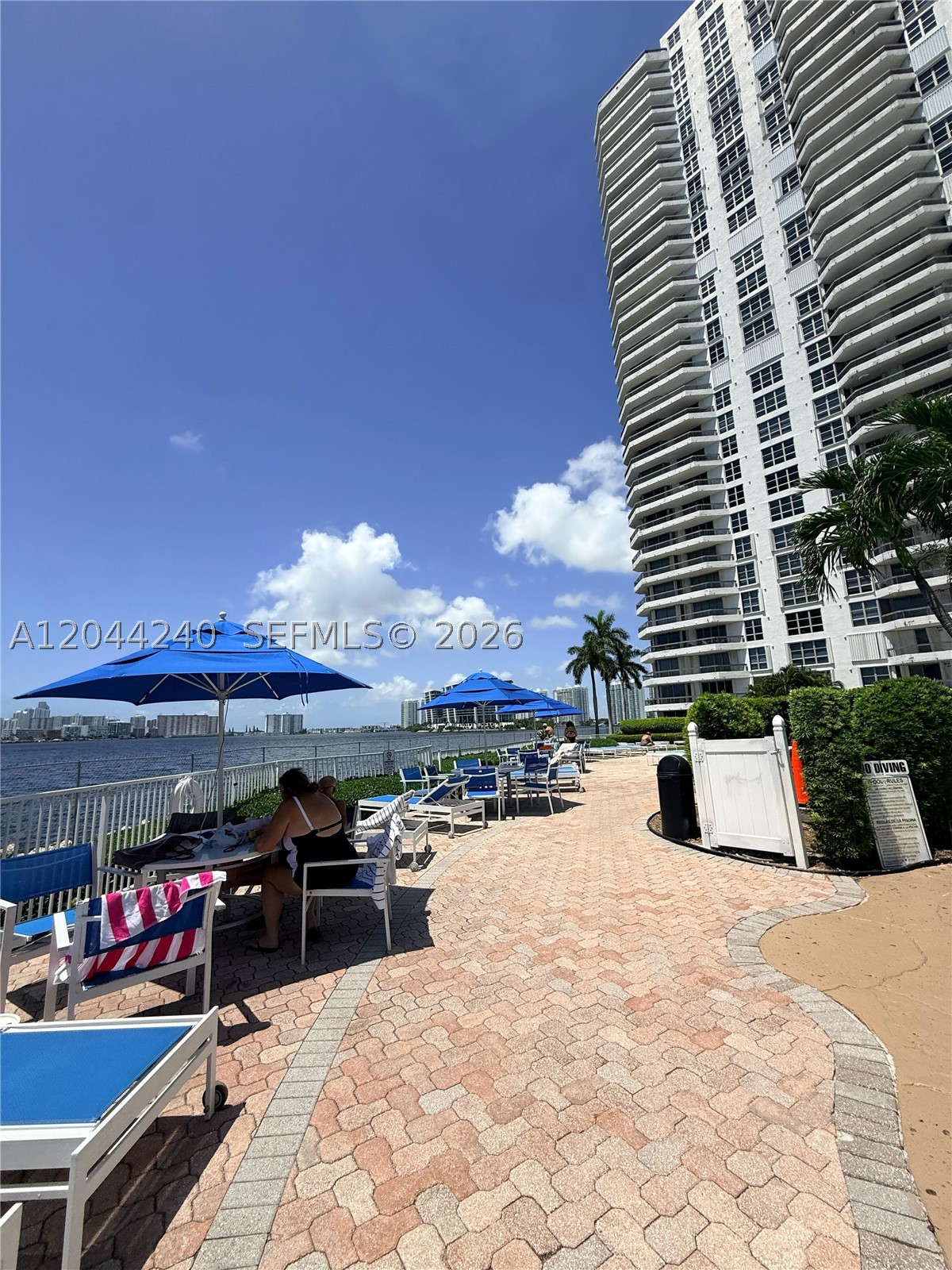 MYSTIC POINTE CONDO NO TH - Residential
