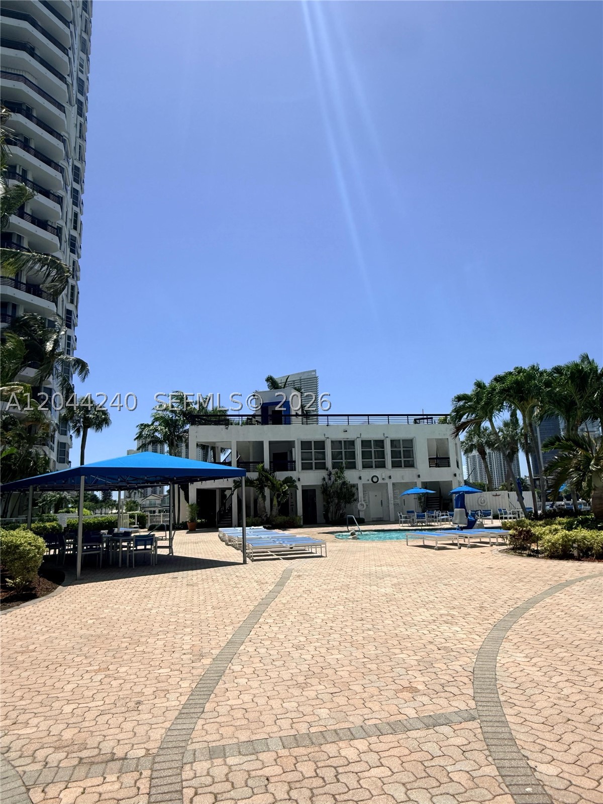 MYSTIC POINTE CONDO NO TH - Residential