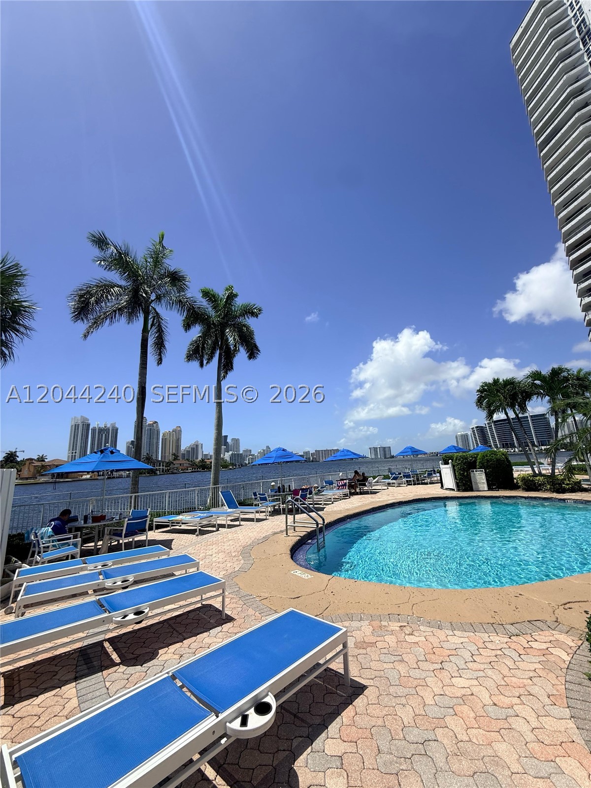MYSTIC POINTE CONDO NO TH - Residential