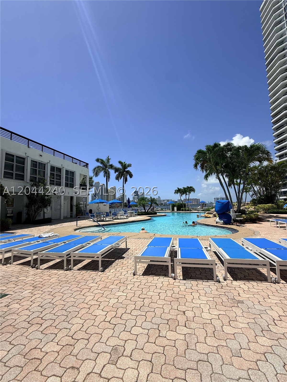 MYSTIC POINTE CONDO NO TH - Residential