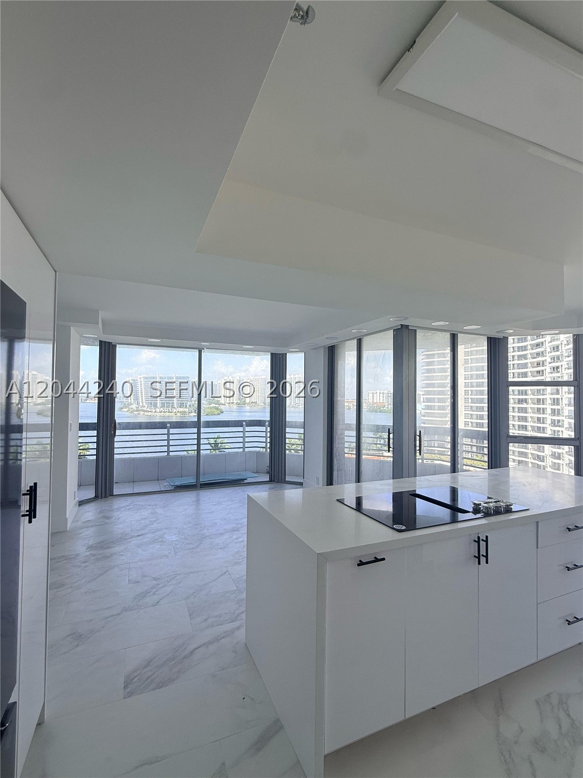 MYSTIC POINTE CONDO NO TH - Residential