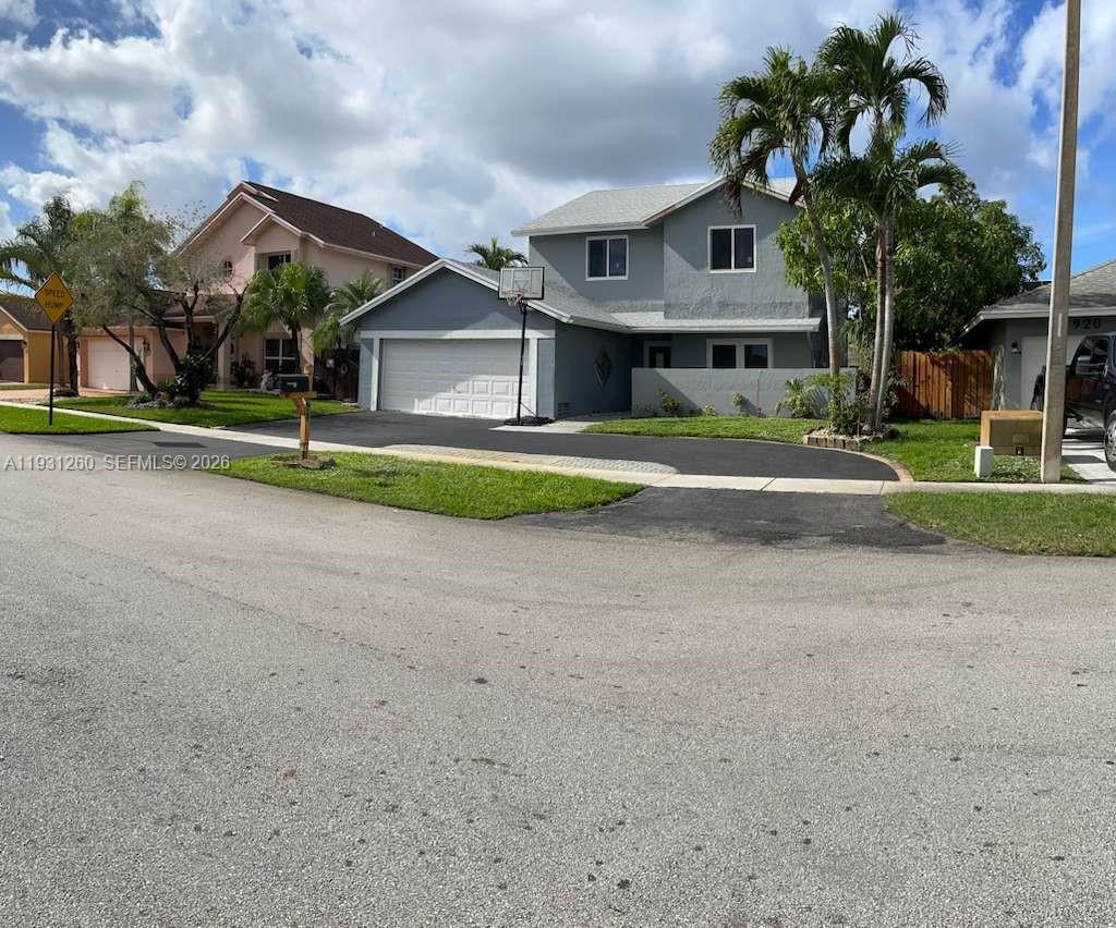 LAKESIDE SOUTH - Residential