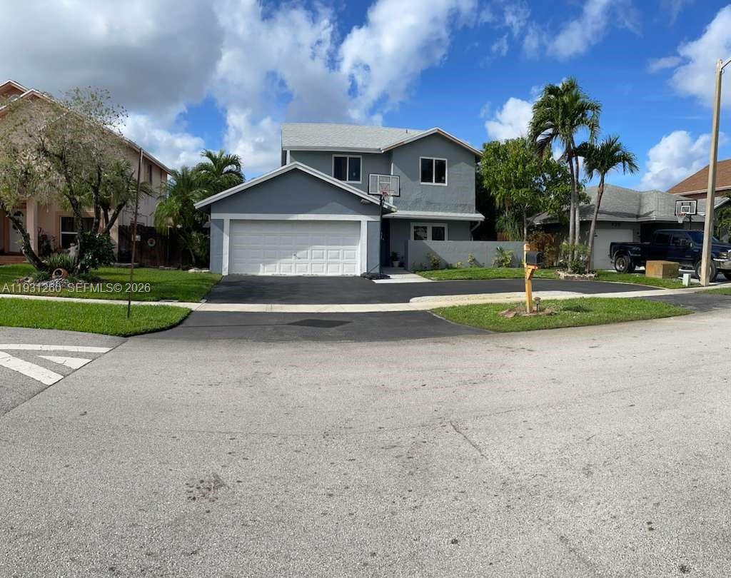 LAKESIDE SOUTH - Residential