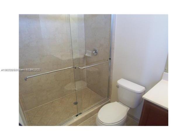 THE SHORES CONDO NO 3 - Residential Lease