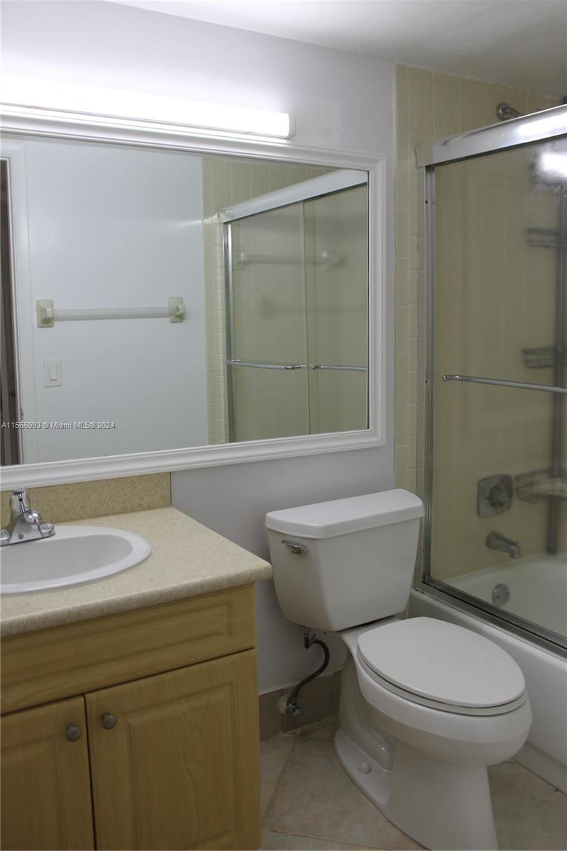 TRADEWINDS B CONDO - Residential