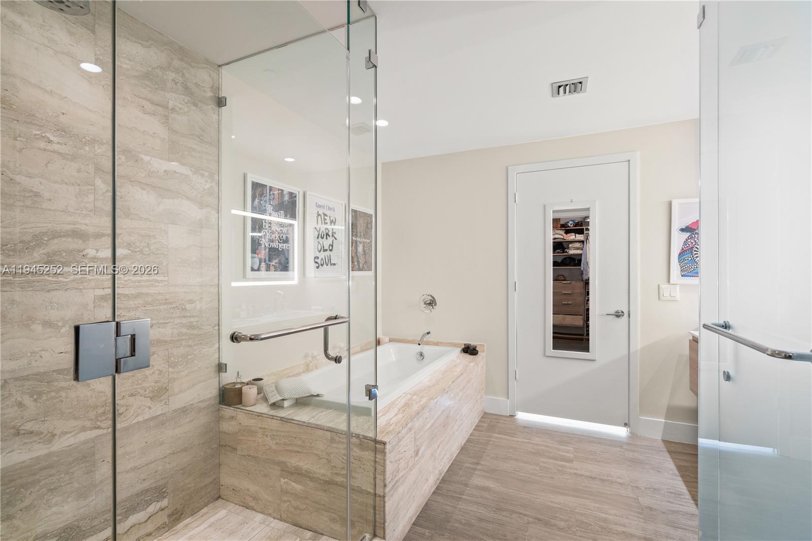 BISCAYNE BEACH CONDO - Residential