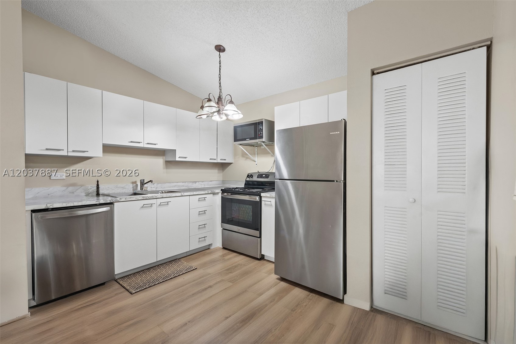 LAKEWOOD AT EMERALD HILLS - Residential