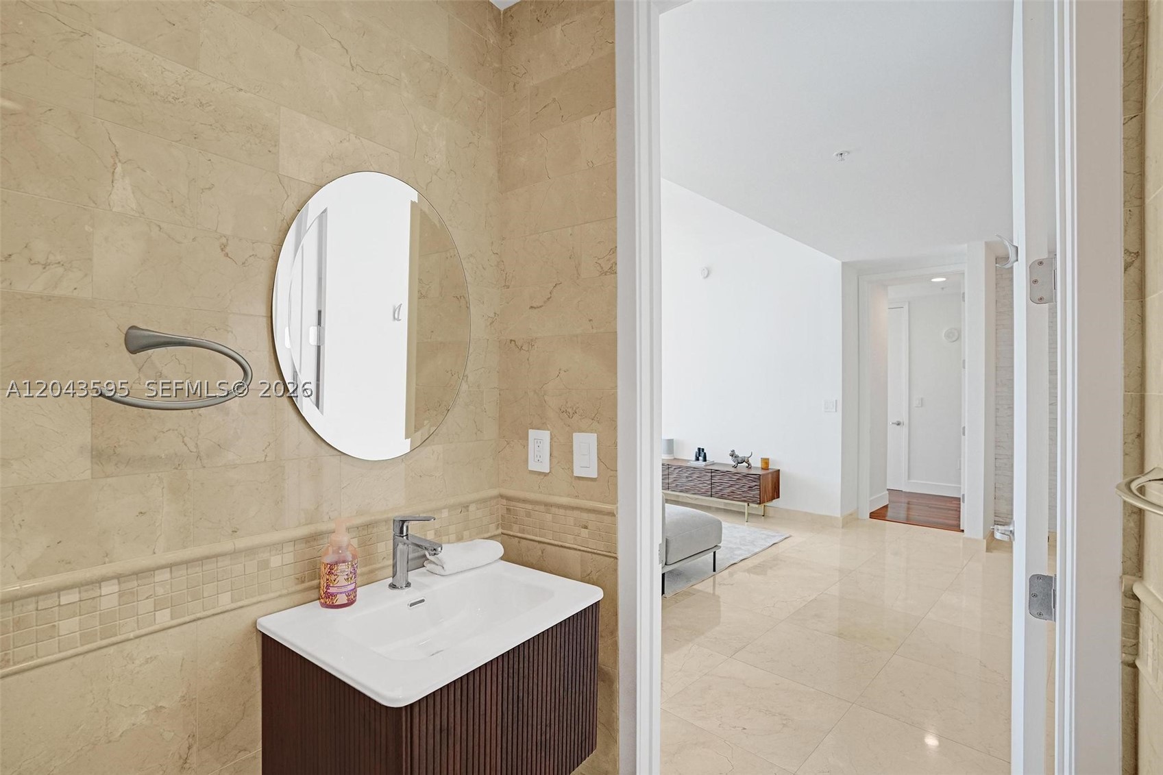 TRUMP PALACE CONDO - Residential