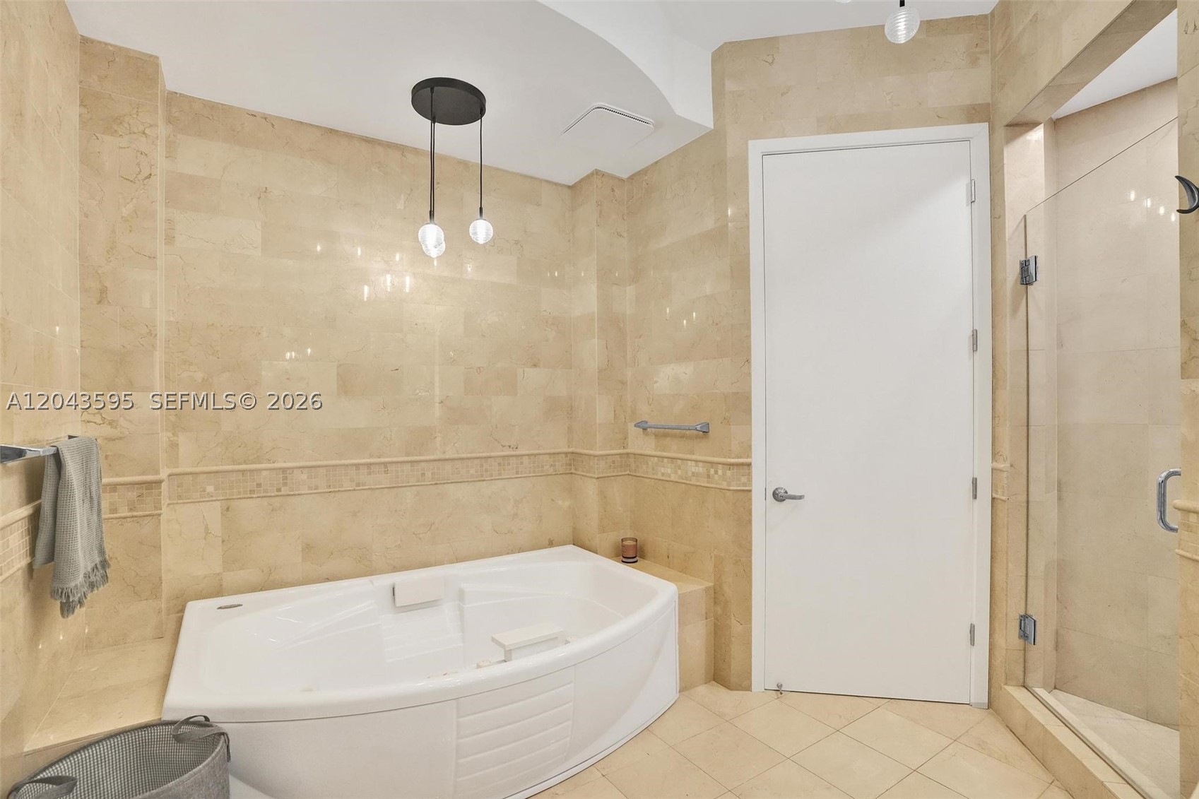 TRUMP PALACE CONDO - Residential