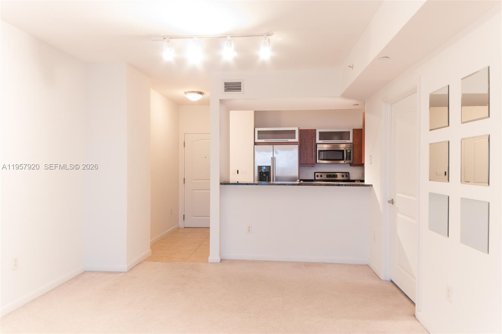 TOSCANO CONDO - Residential