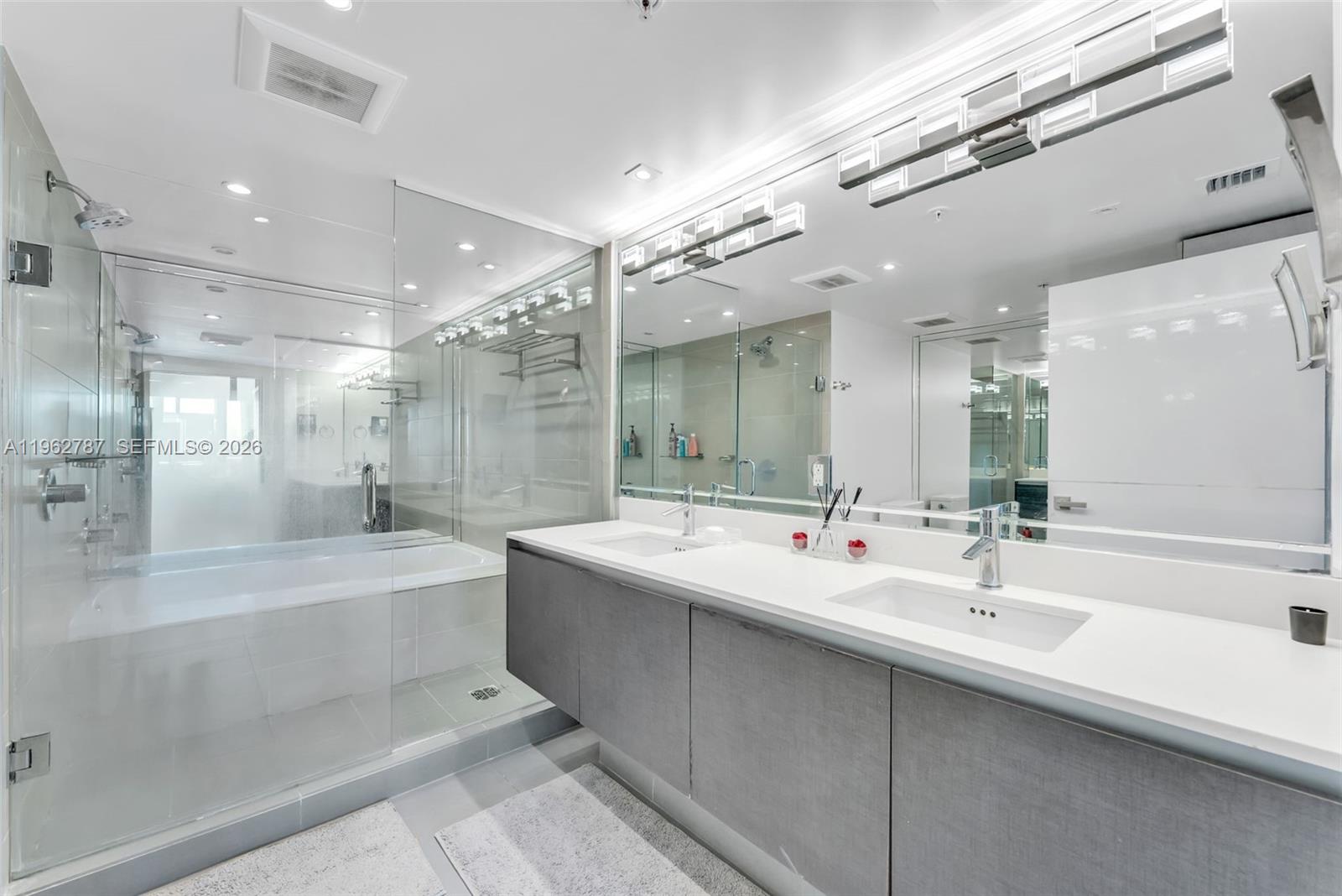AMD PL OF 2ND OCEAN FRONT - Residential