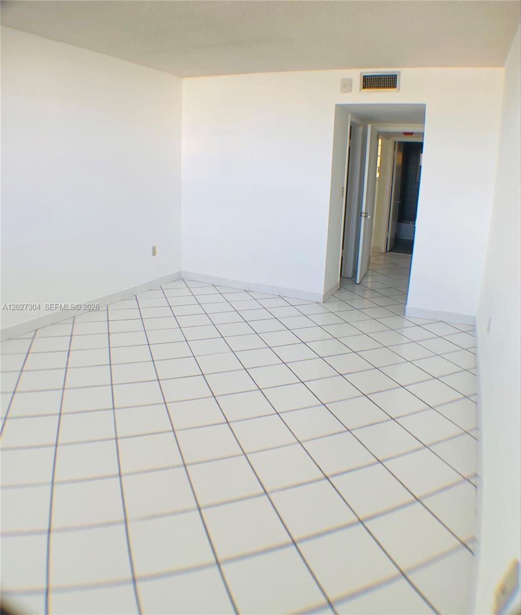 12590 CORONADO TOWERS CON - Residential