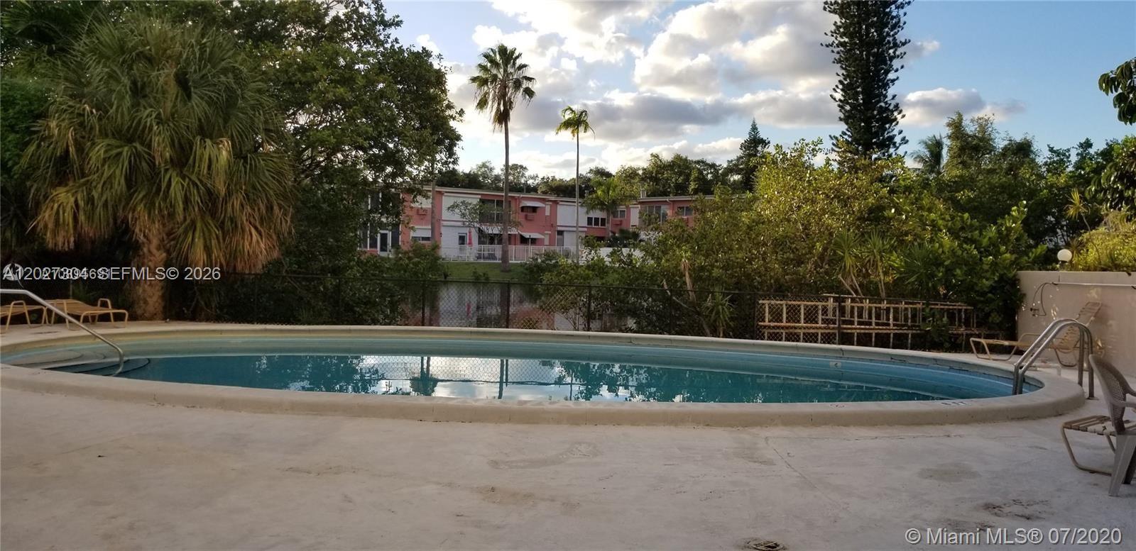 12590 CORONADO TOWERS CON - Residential
