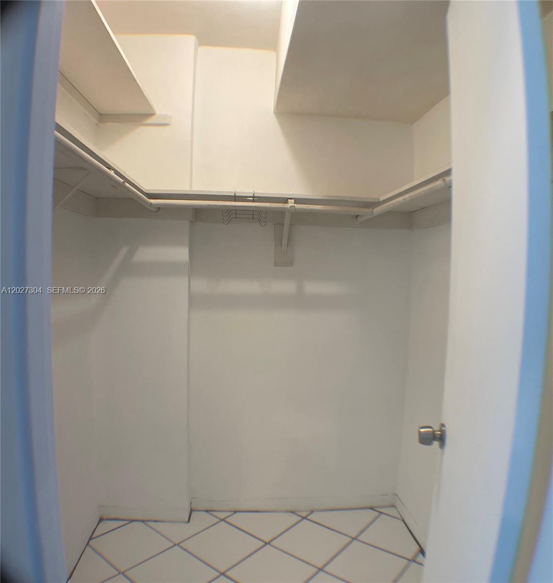 12590 CORONADO TOWERS CON - Residential