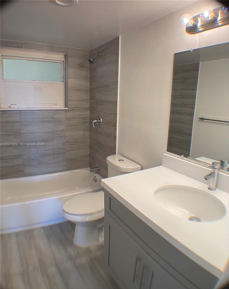 12590 CORONADO TOWERS CON - Residential